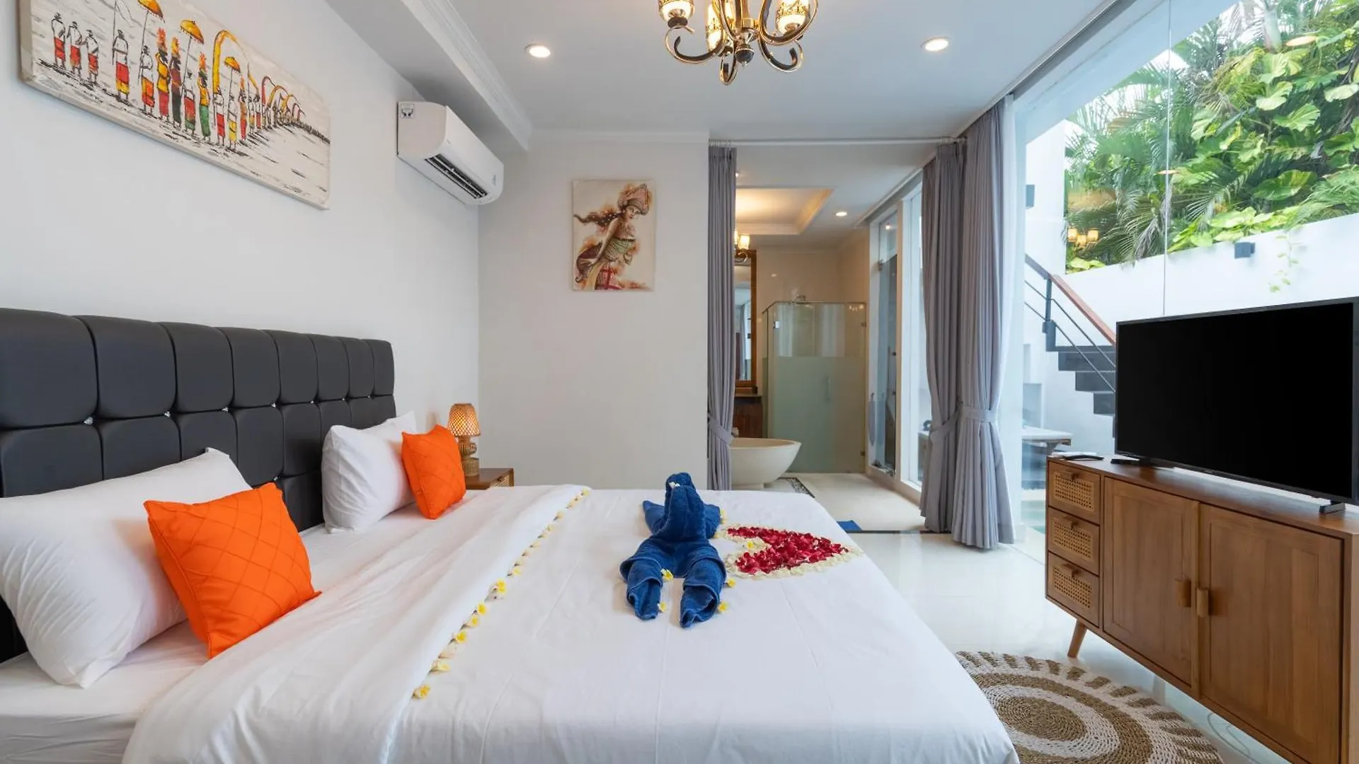 Bali Road House Villa Seminyak  Indonesia