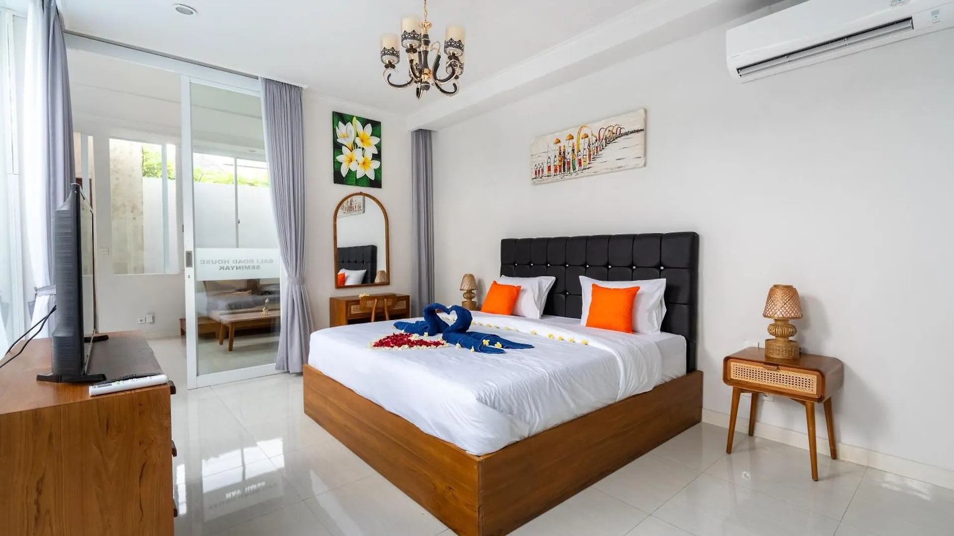 Bali Road House Villa Seminyak  0*, Seminyak (Bali)