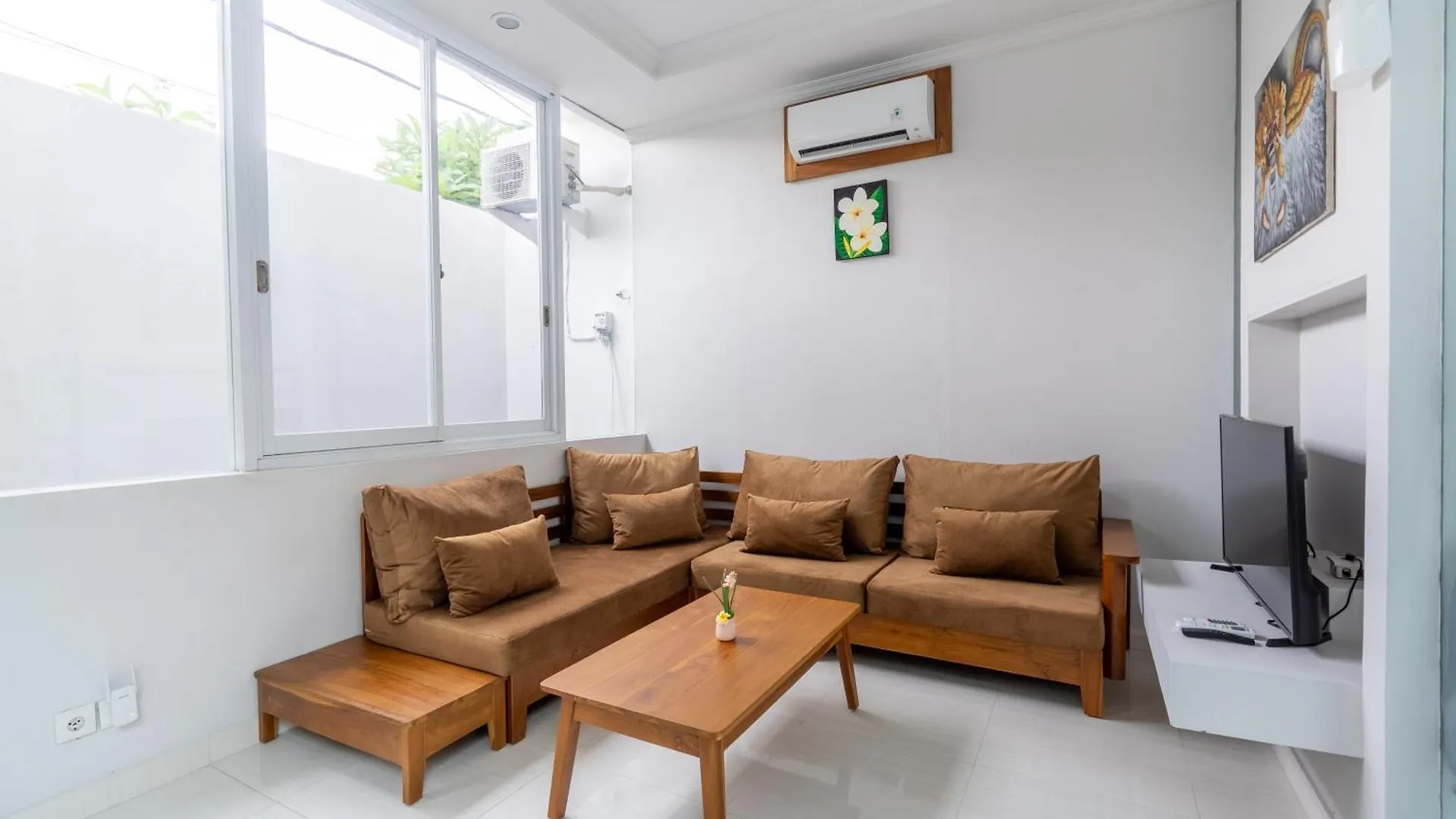 Bali Road House Villa Seminyak  Indonesia