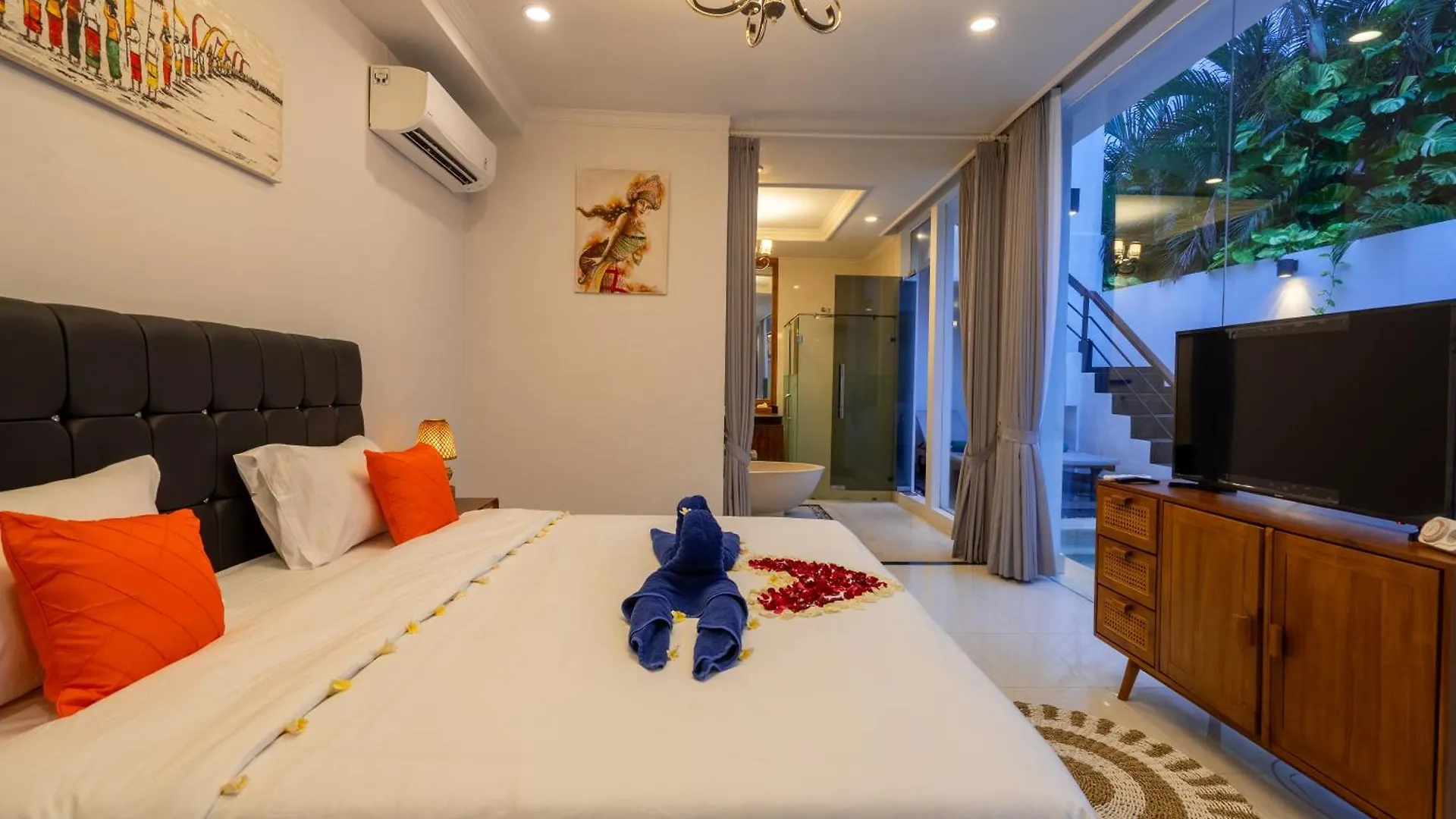 Bali Road House Villa Seminyak