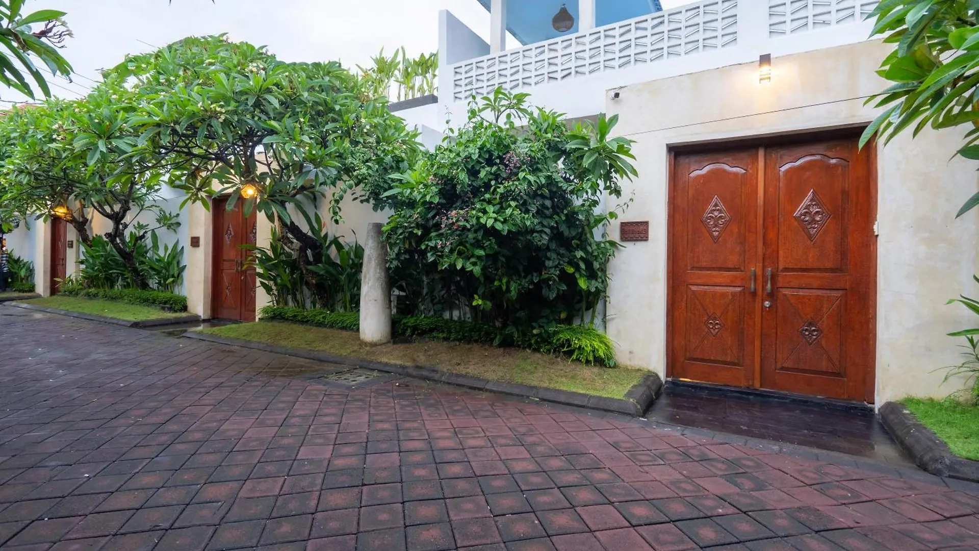 Bali Road House Villa Seminyak