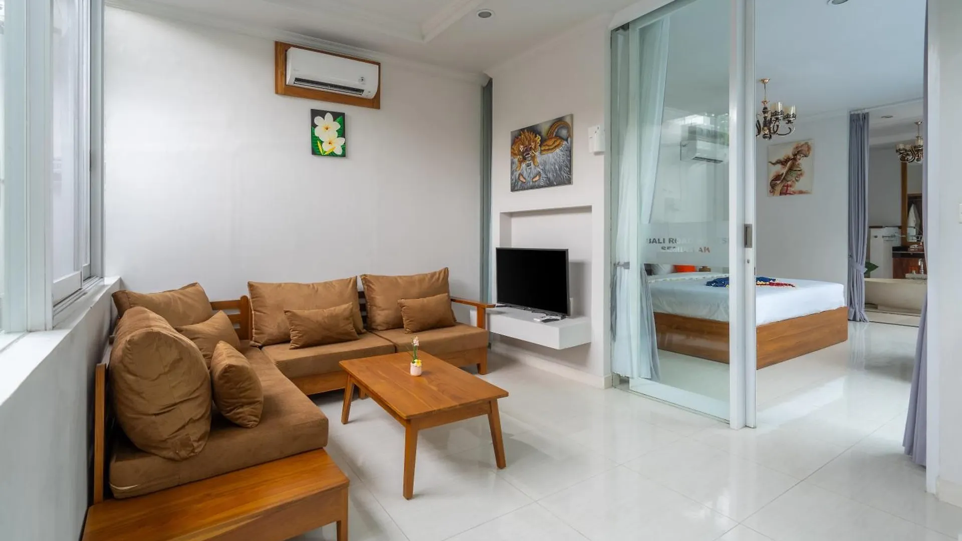 Bali Road House Villa Seminyak