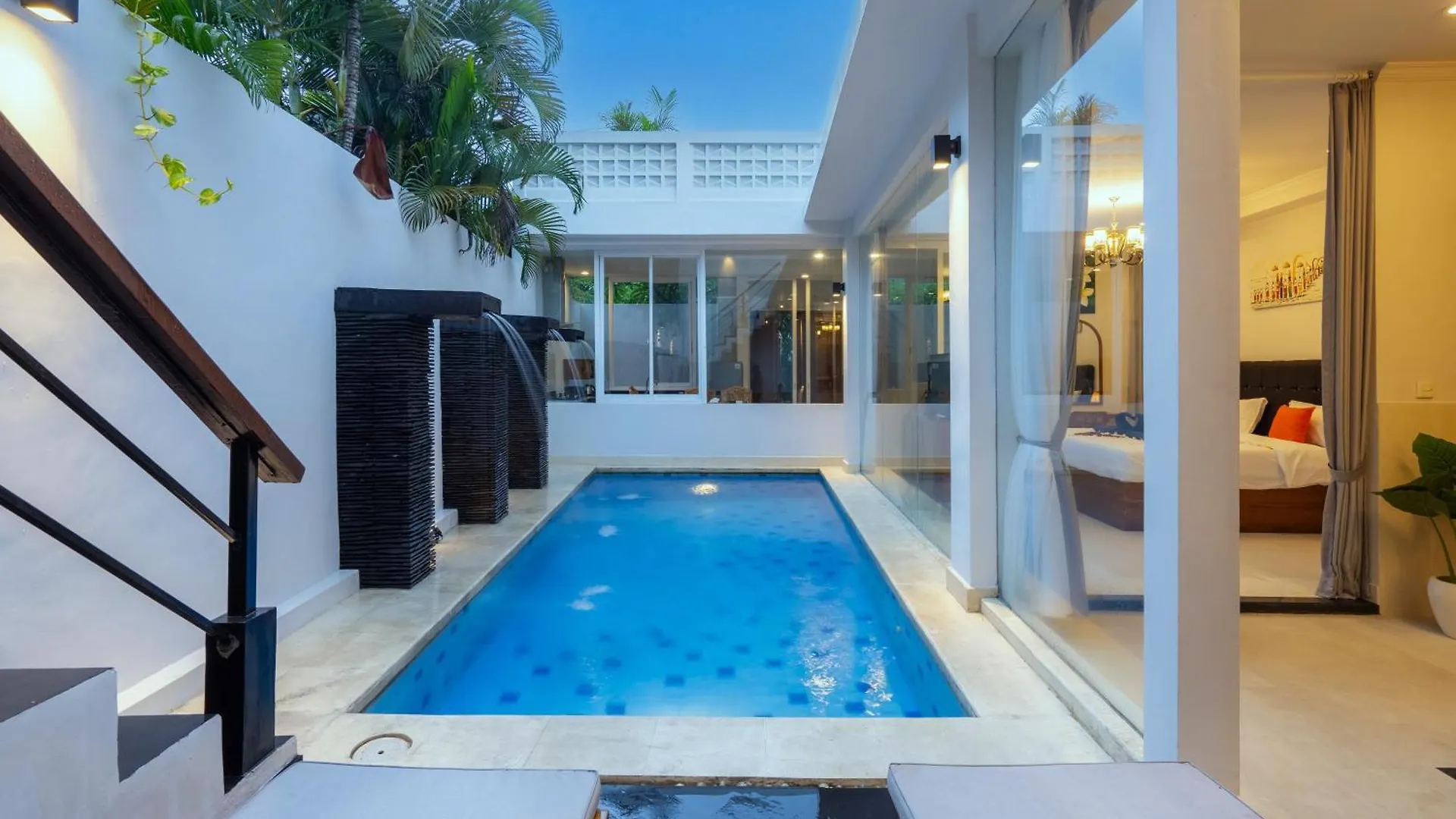Bali Road House Villa Seminyak  Indonesia
