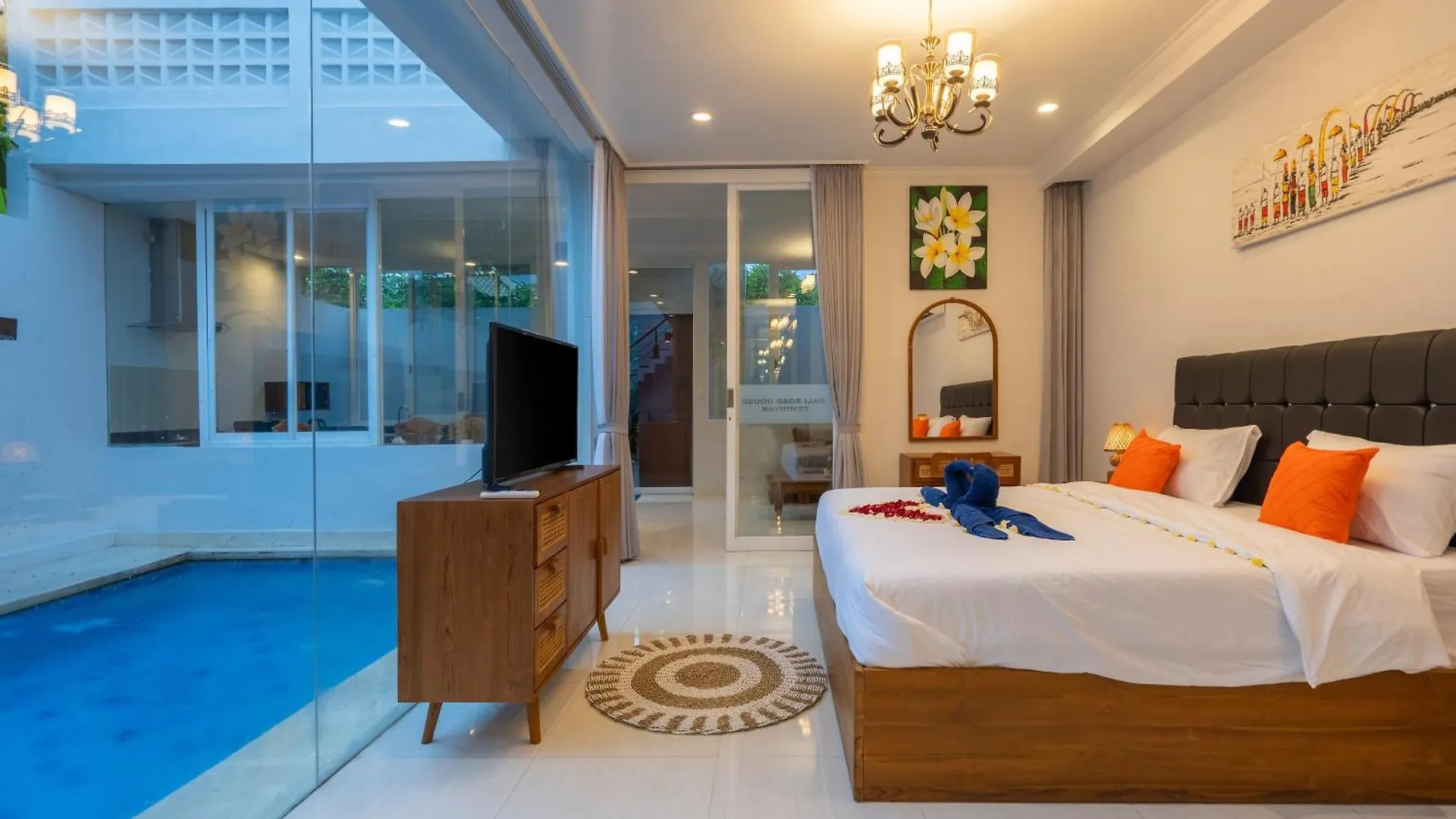 Bali Road House Villa Seminyak  Seminyak (Bali)
