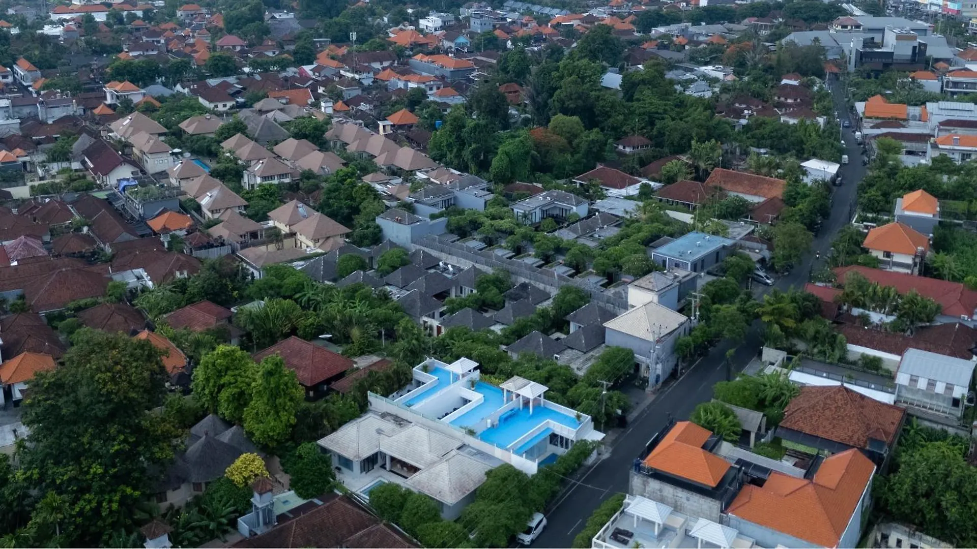 Bali Road House Villa Seminyak  Indonesia